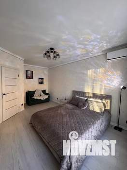 1-к квартира, посуточно, 36м2, 4/10 этаж