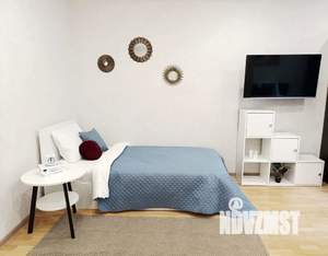 1-к квартира, посуточно, 48м2, 4/10 этаж