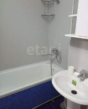 1-к квартира, на длительный срок, 43м2, 4/10 этаж