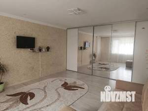 1-к квартира, посуточно, 63м2, 7/12 этаж