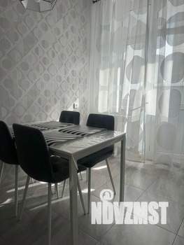 1-к квартира, посуточно, 37м2, 1/1 этаж