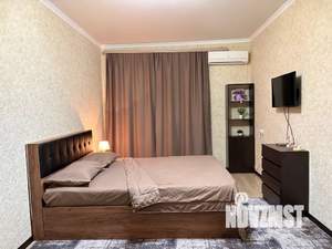 1-к квартира, посуточно, 40м2, 10/17 этаж