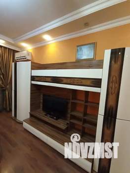 1-к квартира, посуточно, 42м2, 8/10 этаж