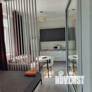 Студия квартира, посуточно, 30м2, 3/9 этаж