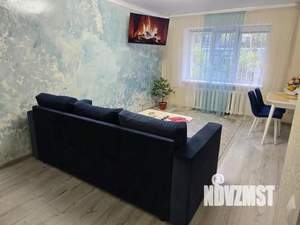 3-к квартира, посуточно, 54м2, 1/1 этаж