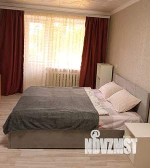 1-к квартира, посуточно, 30м2, 5/5 этаж