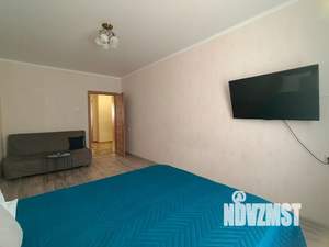 1-к квартира, посуточно, 40м2, 8/12 этаж