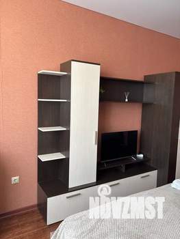 1-к квартира, посуточно, 39м2, 3/10 этаж