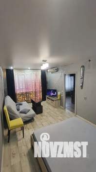 1-к квартира, посуточно, 38м2, 3/9 этаж