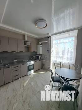 1-к квартира, посуточно, 38м2, 13/18 этаж