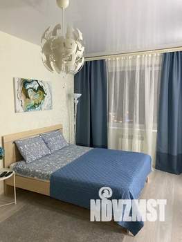 1-к квартира, посуточно, 39м2, 8/18 этаж