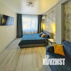 1-к квартира, посуточно, 36м2, 1/8 этаж