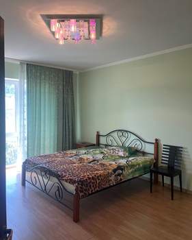 3-к квартира, на длительный срок, 110м2, 4/5 этаж