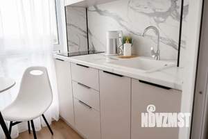 Студия квартира, посуточно, 25м2, 16/25 этаж