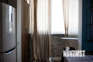 Студия квартира, посуточно, 37м2, 10/16 этаж