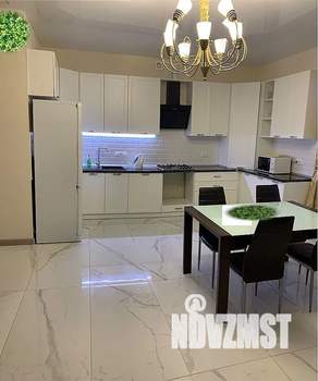 3-к квартира, посуточно, 100м2, 2/2 этаж