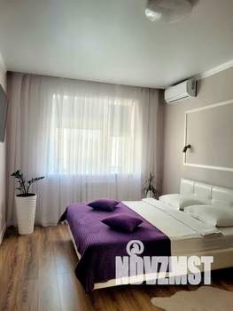 1-к квартира, посуточно, 40м2, 7/18 этаж