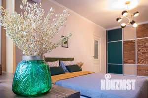 1-к квартира, посуточно, 52м2, 4/18 этаж