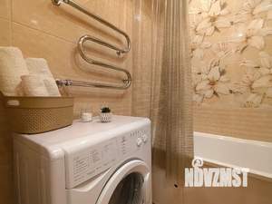 1-к квартира, посуточно, 40м2, 8/12 этаж