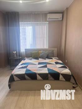 Студия квартира, посуточно, 30м2, 4/18 этаж