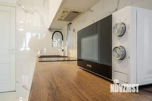 Студия квартира, посуточно, 32м2, 12/17 этаж