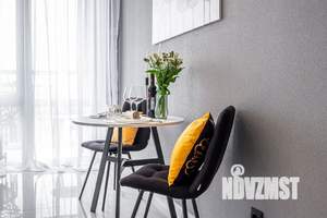 1-к квартира, посуточно, 40м2, 18/23 этаж