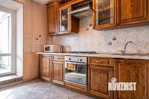 2-к квартира, посуточно, 50м2, 1/1 этаж