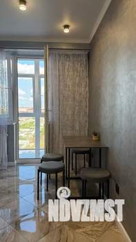 1-к квартира, посуточно, 37м2, 7/15 этаж