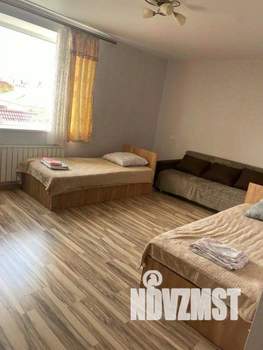 1-к квартира, посуточно, 42м2, 1/1 этаж