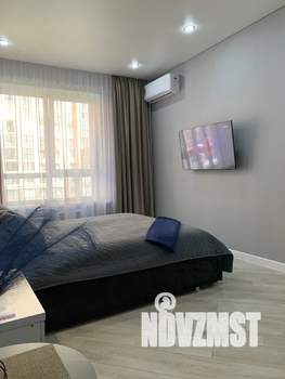 1-к квартира, посуточно, 40м2, 5/18 этаж