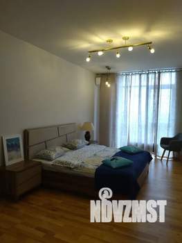 1-к квартира, посуточно, 41м2, 16/22 этаж