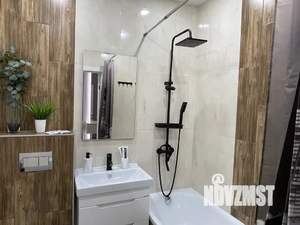 1-к квартира, посуточно, 40м2, 5/25 этаж