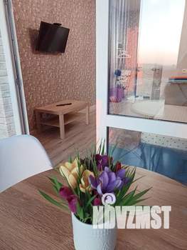 1-к квартира, посуточно, 35м2, 13/25 этаж