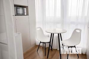 Студия квартира, посуточно, 25м2, 16/25 этаж