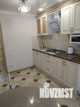 1-к квартира, посуточно, 38м2, 1/10 этаж