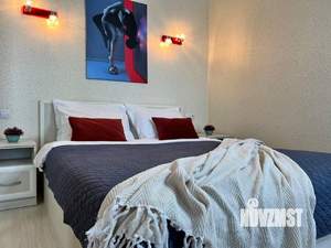 1-к квартира, посуточно, 43м2, 1/1 этаж