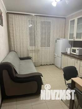 1-к квартира, посуточно, 44м2, 3/14 этаж