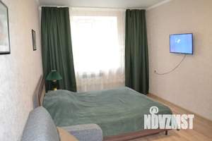 1-к квартира, посуточно, 37м2, 5/15 этаж