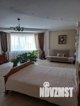 3-к квартира, посуточно, 136м2, 11/14 этаж