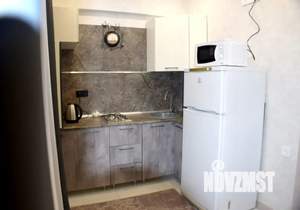 1-к квартира, посуточно, 32м2, 1/10 этаж