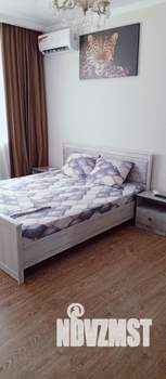 1-к квартира, посуточно, 39м2, 12/18 этаж