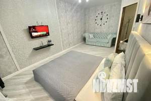 1-к квартира, посуточно, 35м2, 10/18 этаж