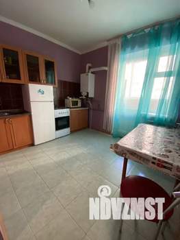 1-к квартира, посуточно, 38м2, 2/12 этаж