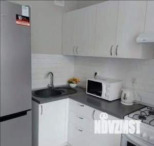 1-к квартира, посуточно, 37м2, 1/1 этаж