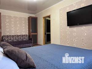 1-к квартира, посуточно, 38м2, 2/5 этаж