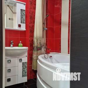 1-к квартира, посуточно, 34м2, 2/10 этаж