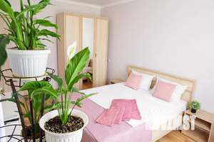 1-к квартира, посуточно, 37м2, 4/18 этаж