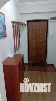 Студия квартира, посуточно, 31м2, 3/10 этаж