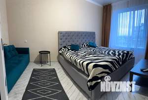 1-к квартира, посуточно, 35м2, 13/18 этаж