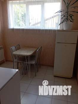 1-к квартира, посуточно, 32м2, 2/3 этаж